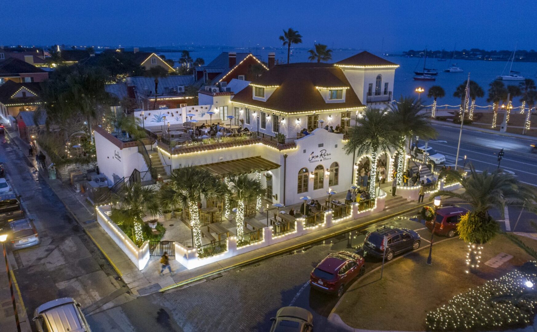 Top view of the casa restaurant with parking
